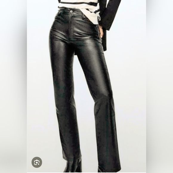 NWT Zara Vegan Leather High-rise 90s Wide Leg Pants, Size 2 - Picture 1 of 12